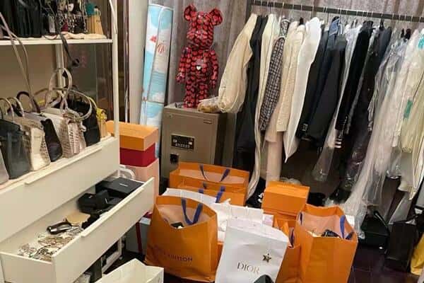 临沂市莒南回收一线品牌衣服